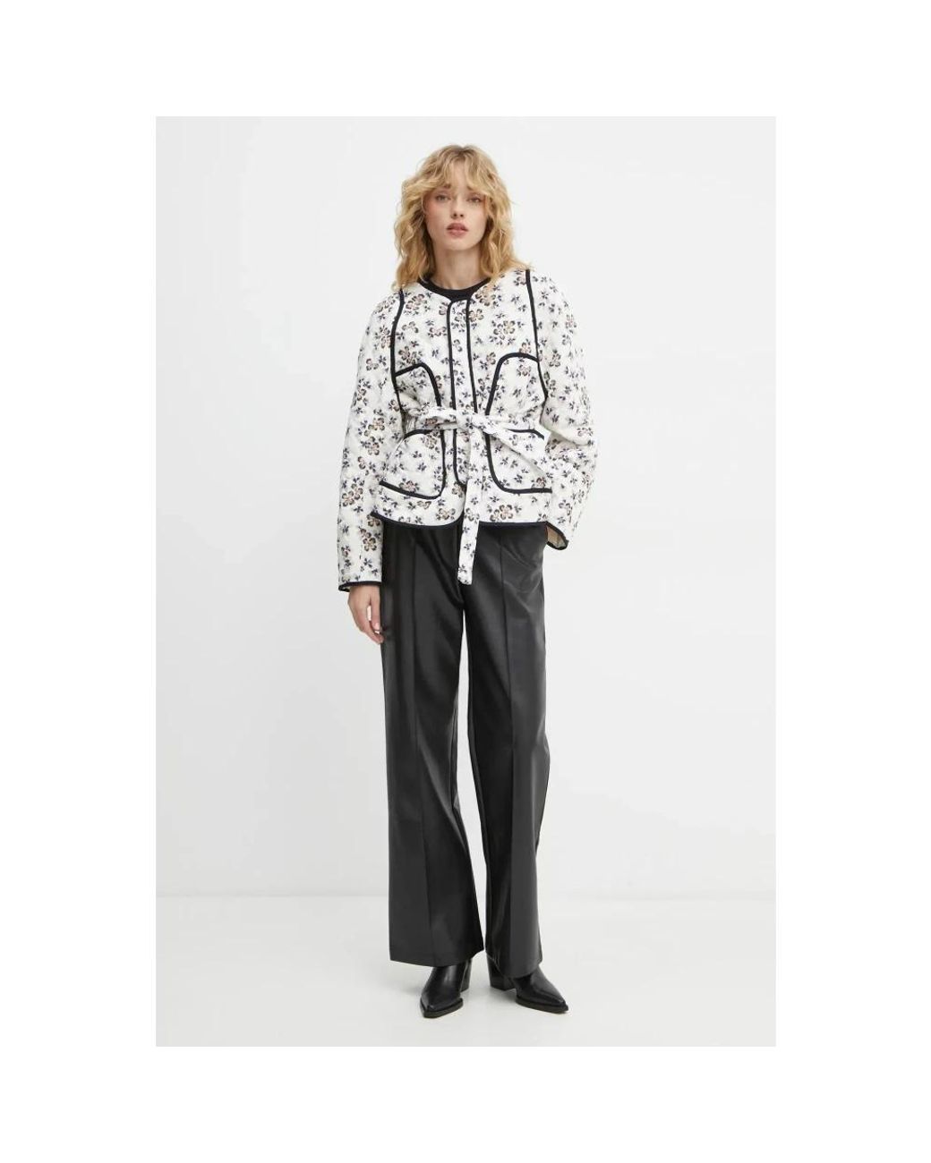 Light Jackets Munthe en coloris White