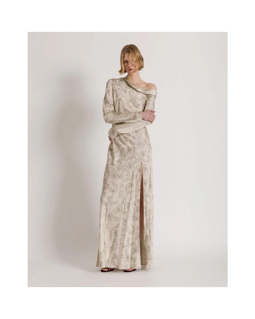 Alberta Ferretti Natural Gowns