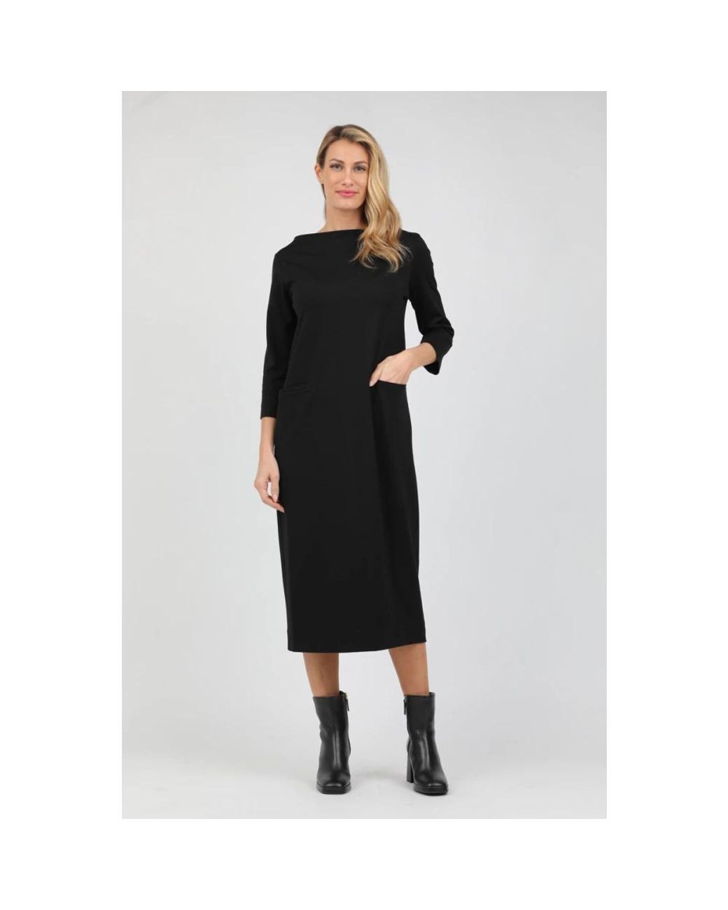 Alpha Studio Black Midi Dresses