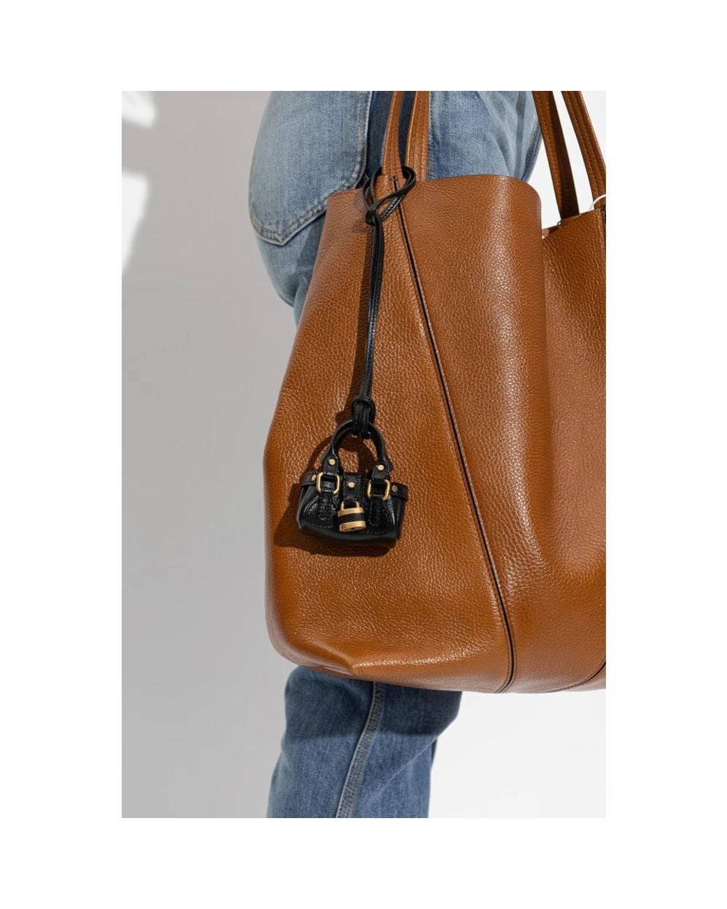 Chloé Black Bag Accessories