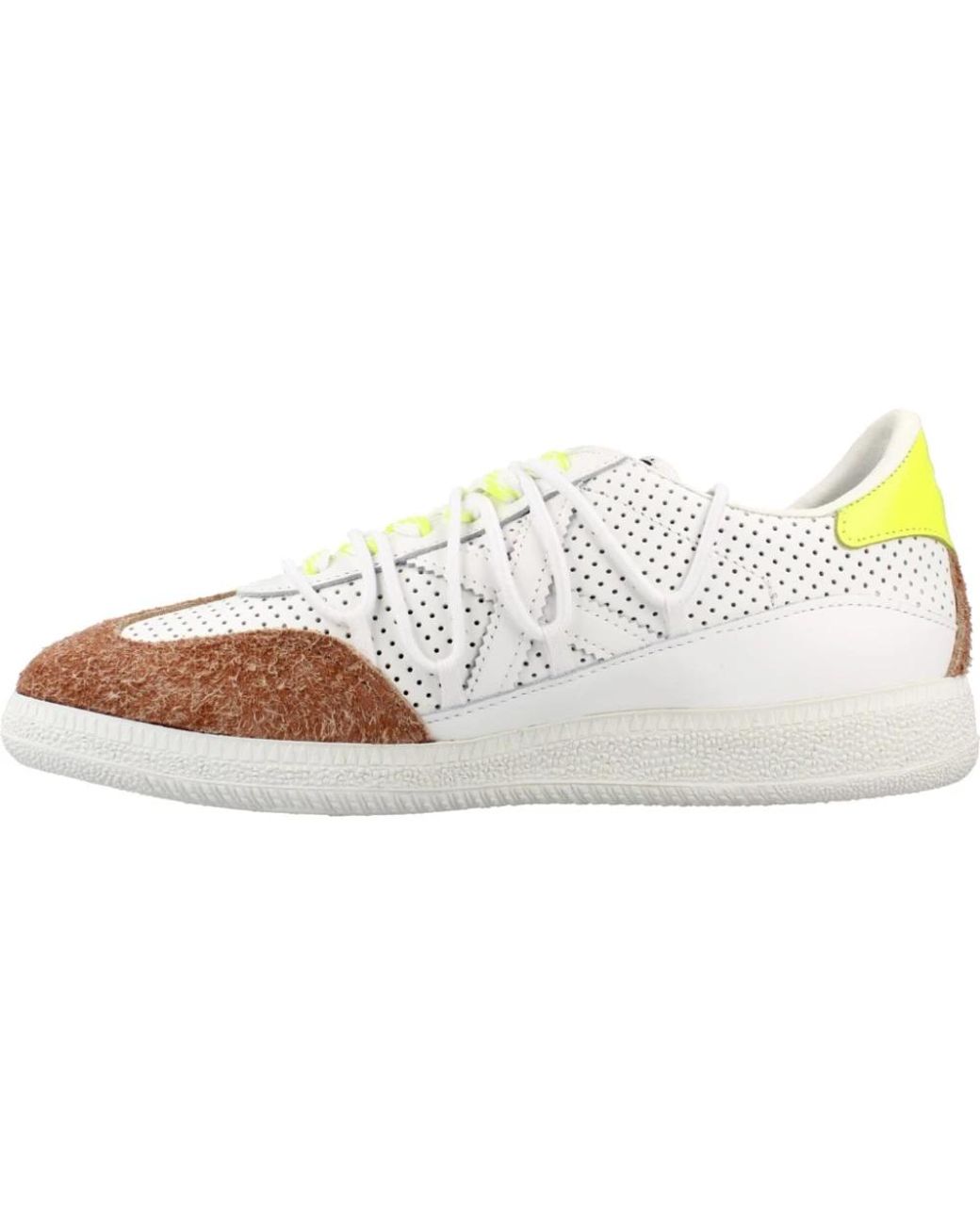 Munich Barru Studio 01 in het White