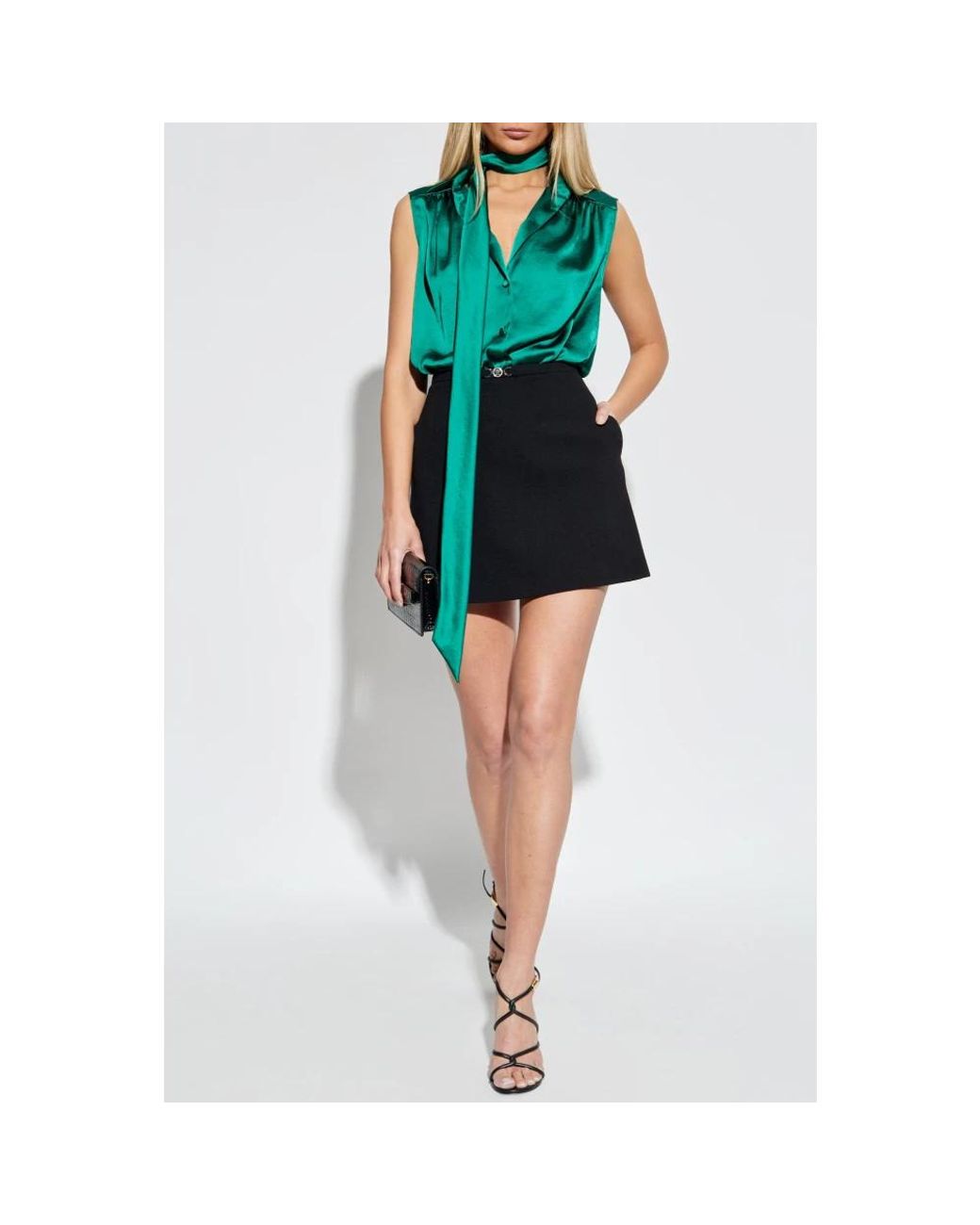 Short Skirts Versace de color Black