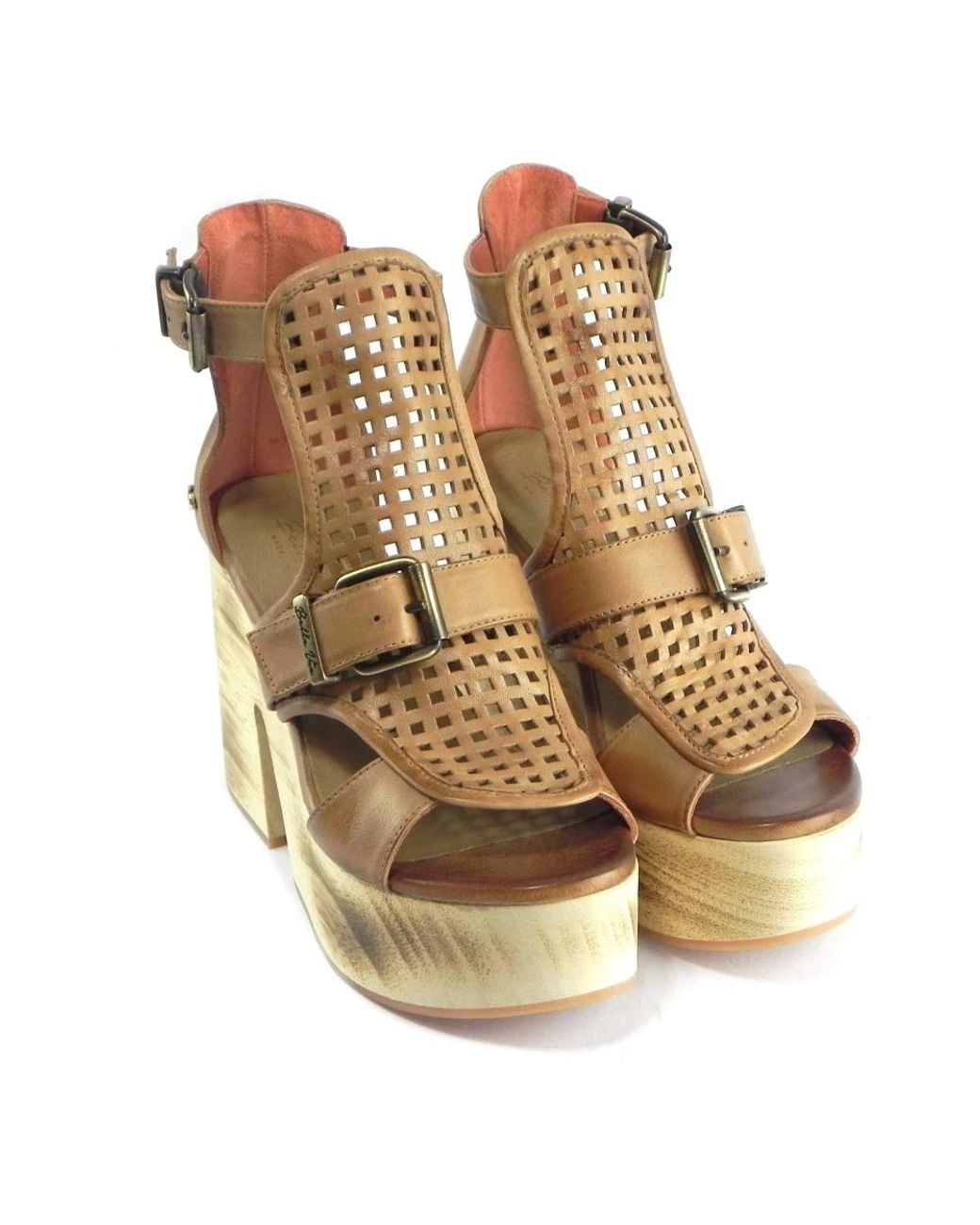 BELLE VIE Metallic Wedges