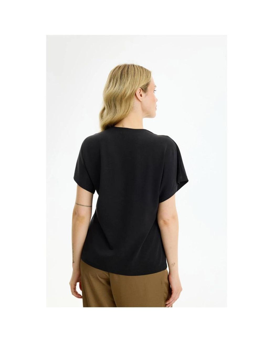 Blouses iN FRONT en coloris Black