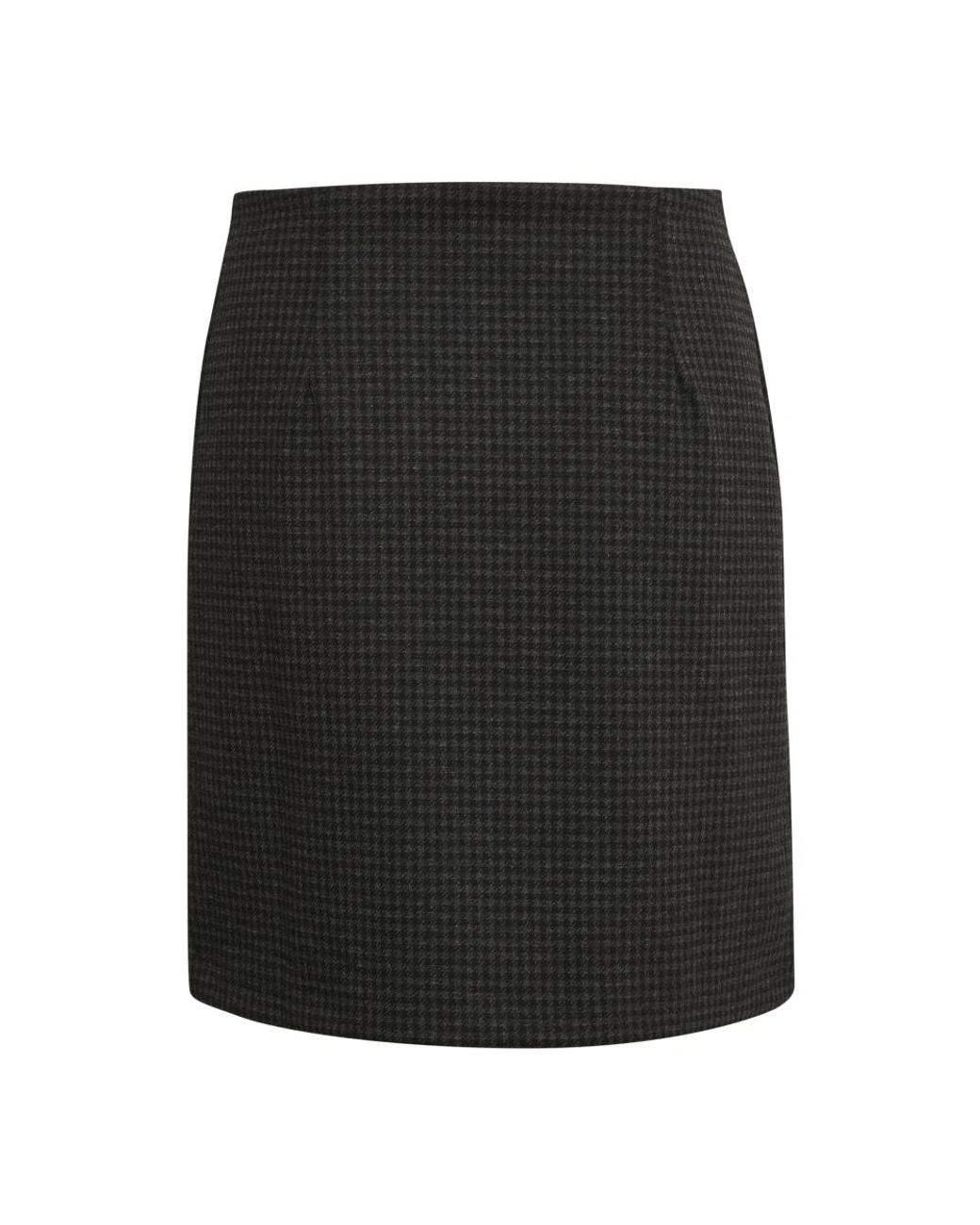 Short Skirts Part Two en coloris Black