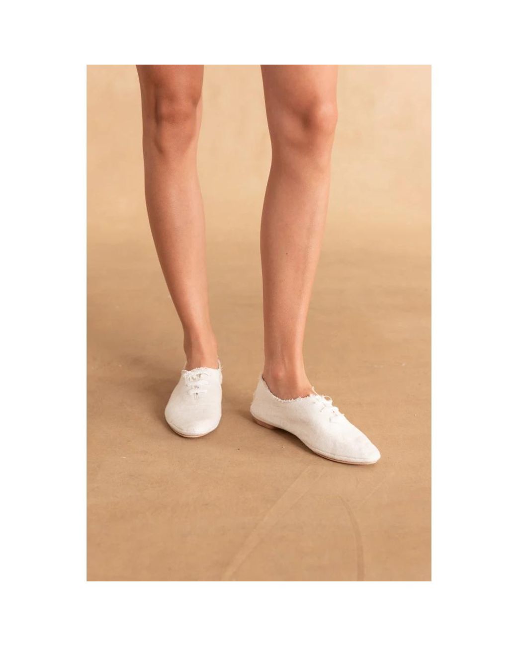 Cortana White Laced Shoes