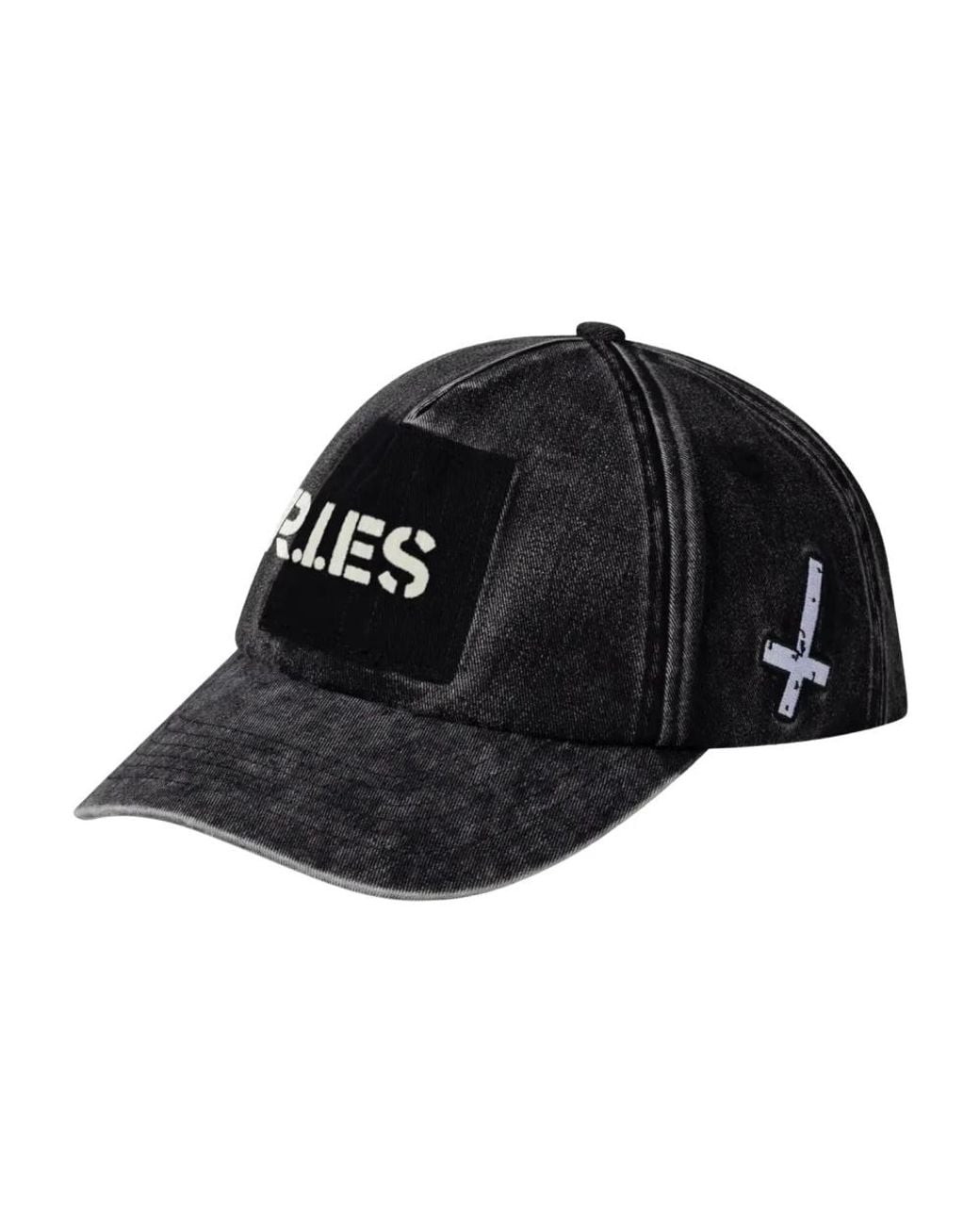 Aries Will Rise Again Cap in het Black