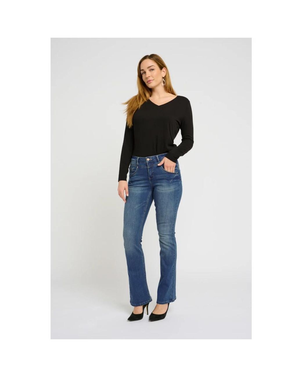 Boot-Cut Jeans Cream de color Blue