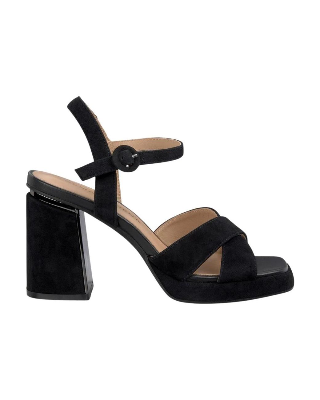 Alma En Pena. Black High Heel Sandals
