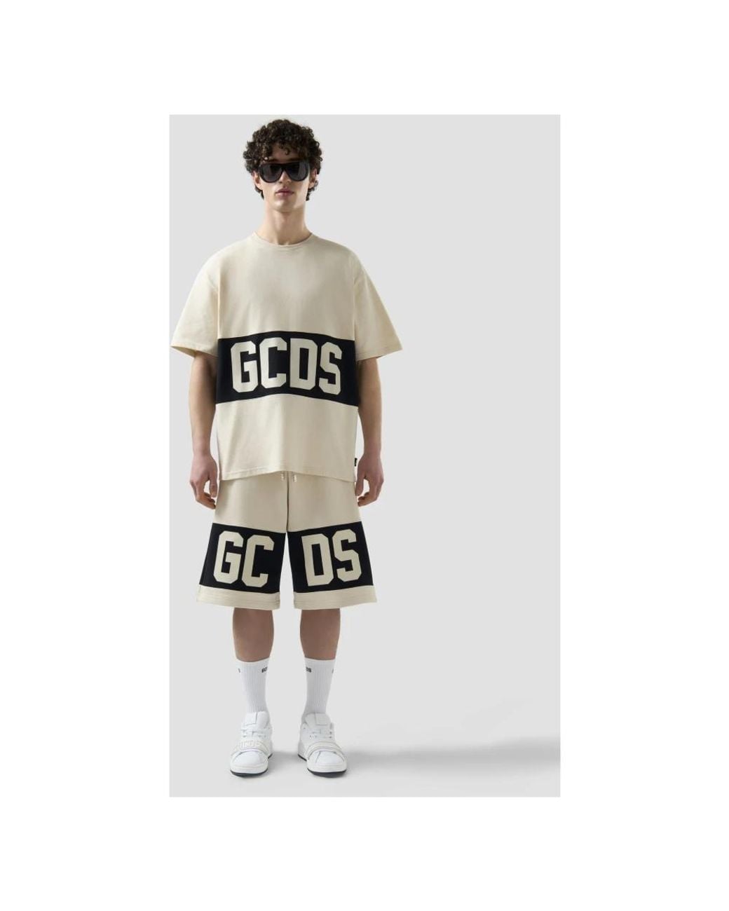 Gcds Natural Casual Shorts for men