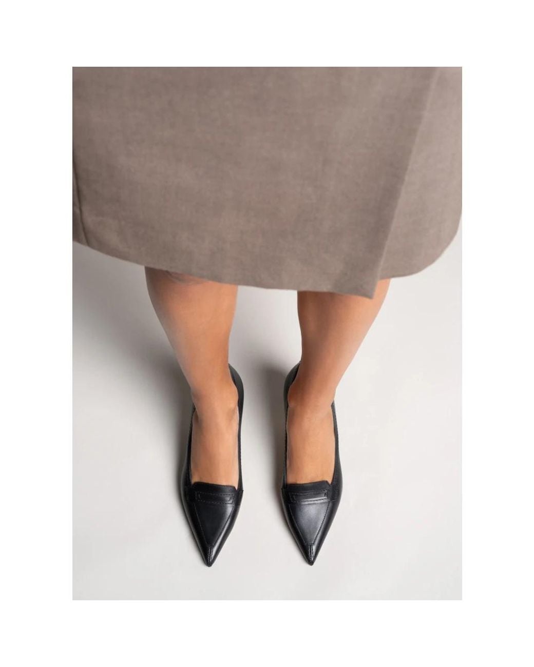 Pumps Parallèle en coloris Black