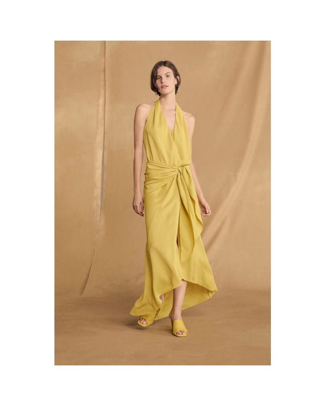 Maxi Dresses Cortana de color Yellow