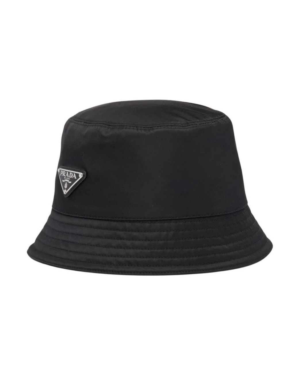 Prada Accessoires ,Zwart ,Versatile Bucket Hat in het Black voor heren