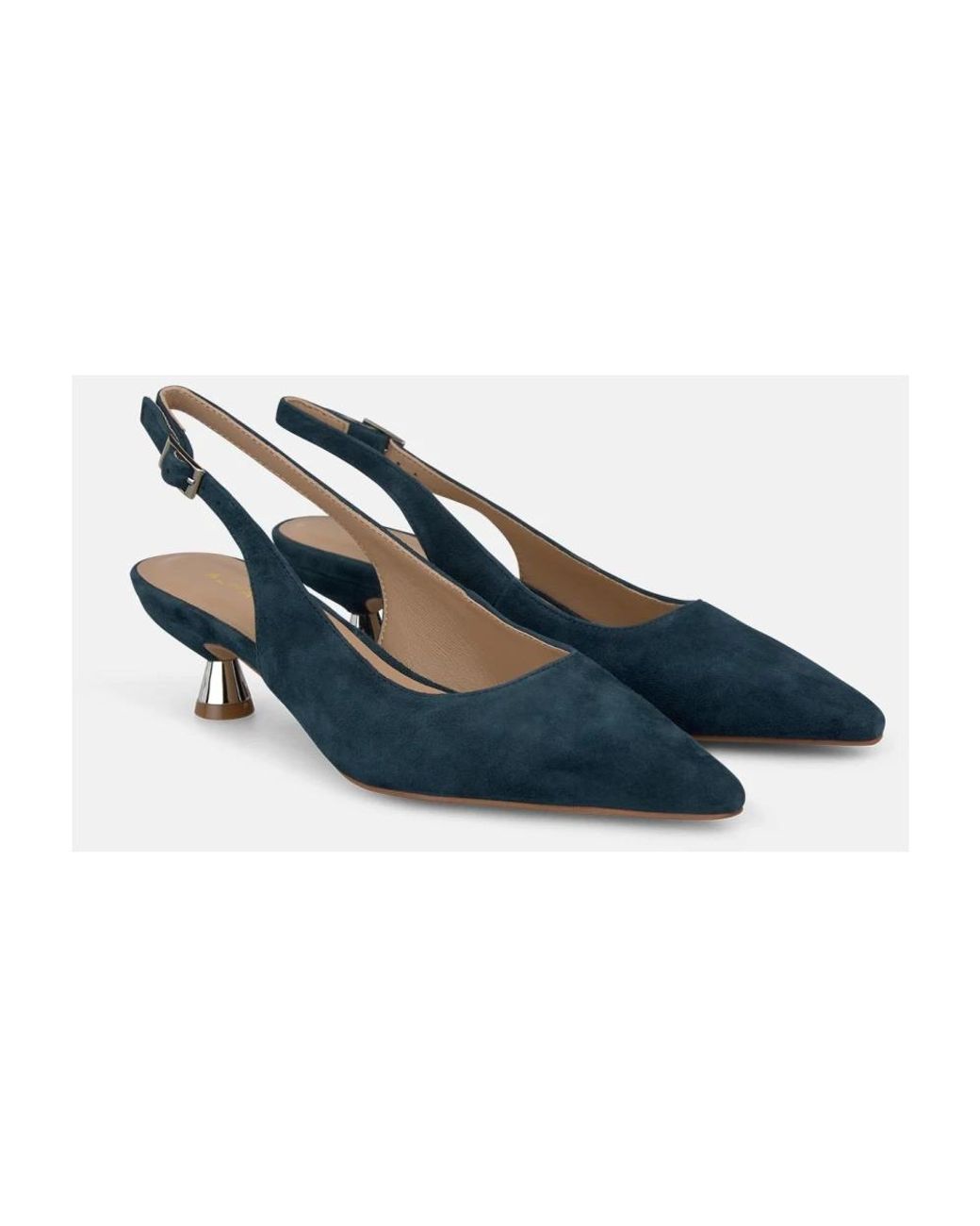 Alma En Pena. Blue Pumps