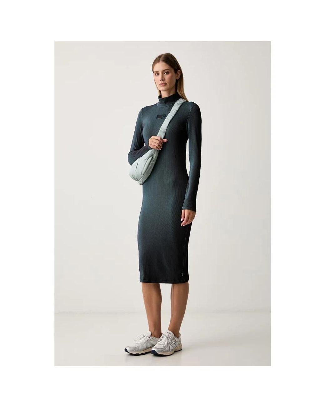 Midi Dresses EA7 en coloris Black