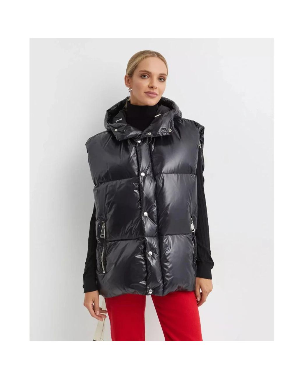 Khrisjoy Jassen ,Zwart ,Polyester Zwarte Puffer Bodywarmer Met Capuchon in het Black