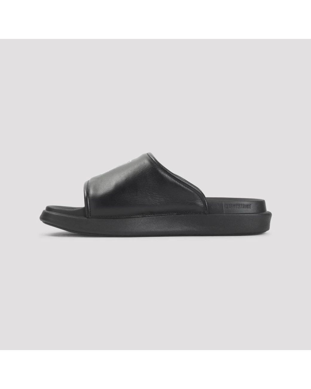 Y-3 Schoenen ,Zwart ,Ki 4033 Slide in het Black voor heren