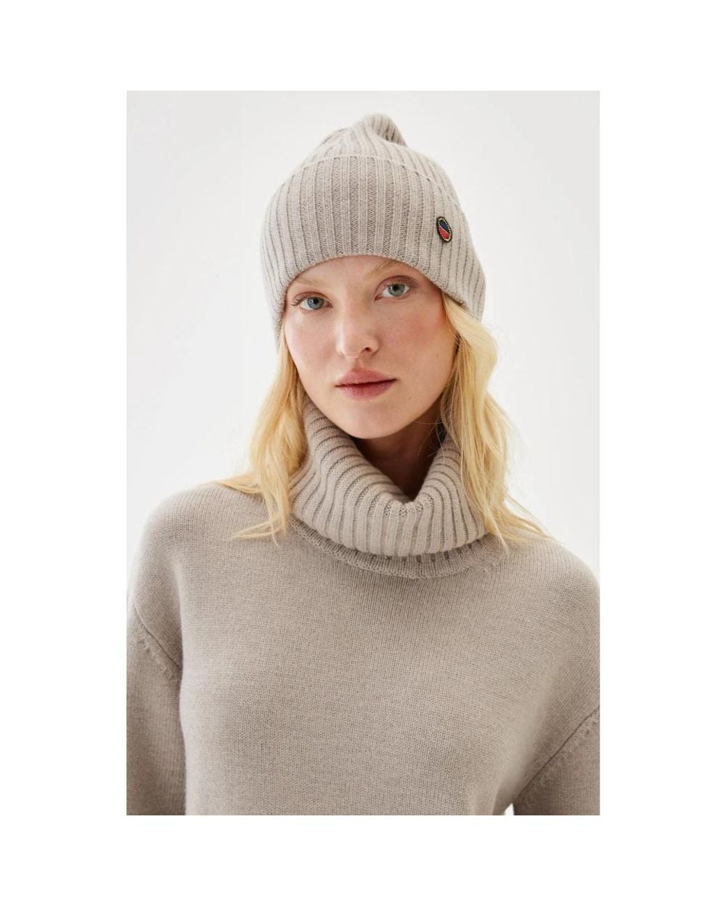 Beanies di BUSNEL in Gray