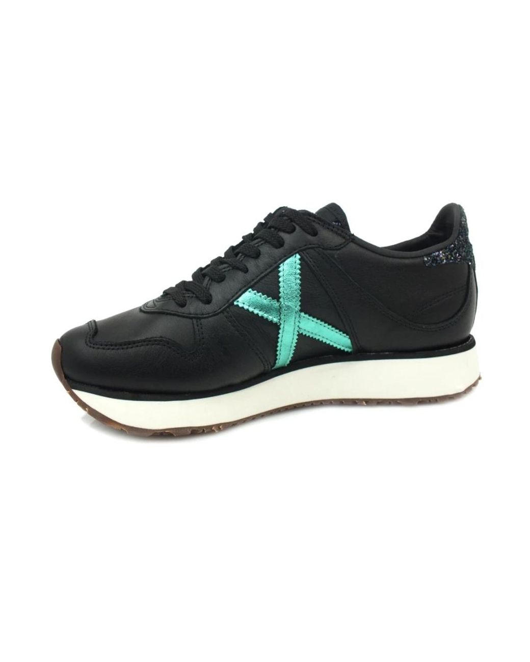 Munich Black Sneakers