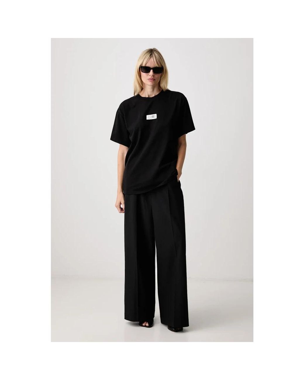 MM6 by Maison Margiela Black T-Shirts