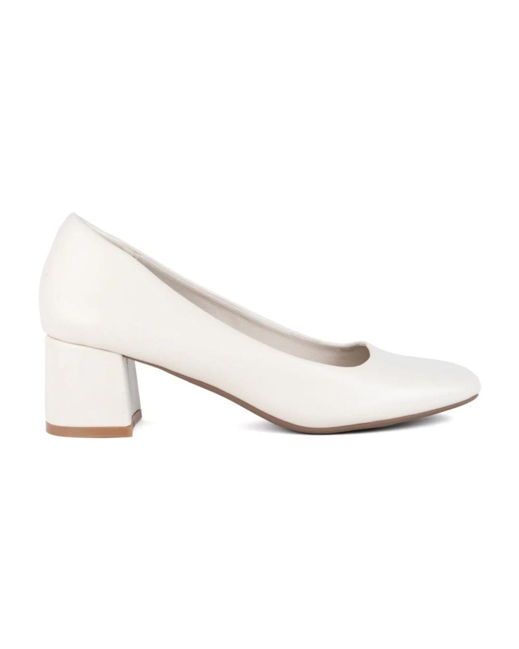 Stella York White Pumps