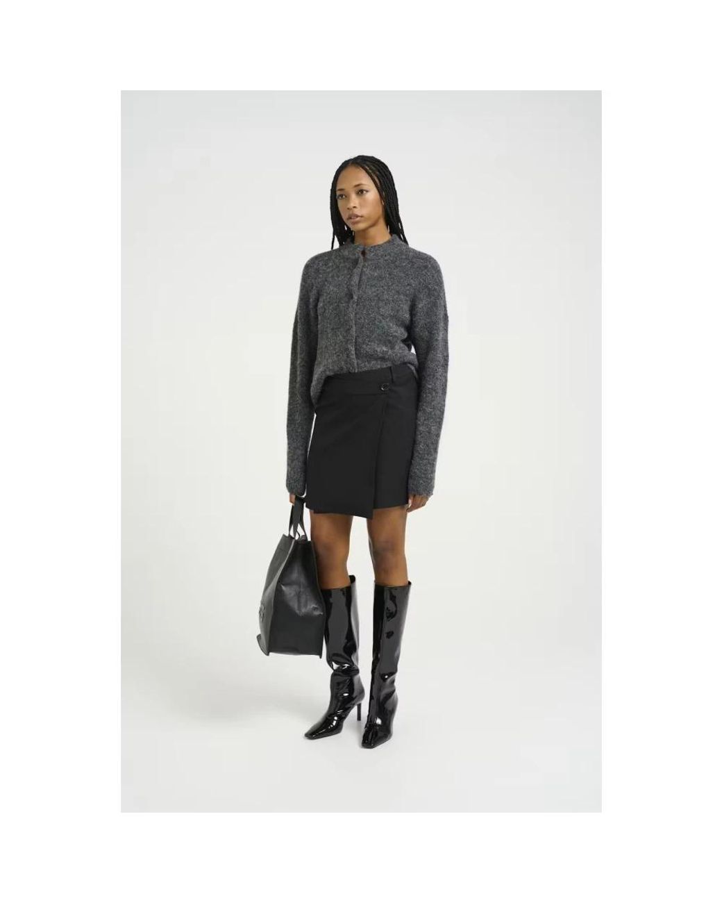 Short Skirts Gestuz de color Black