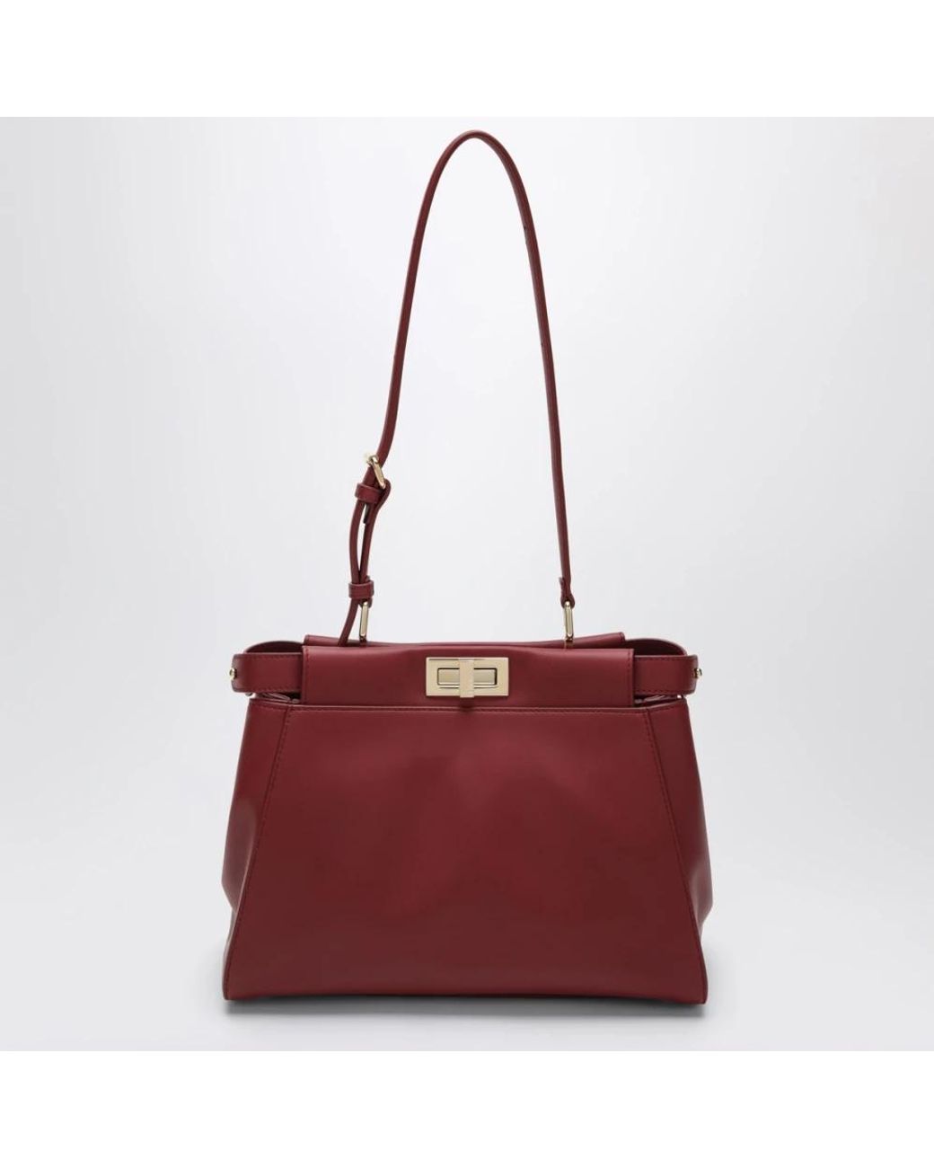 Fendi Red Shoulder Bags