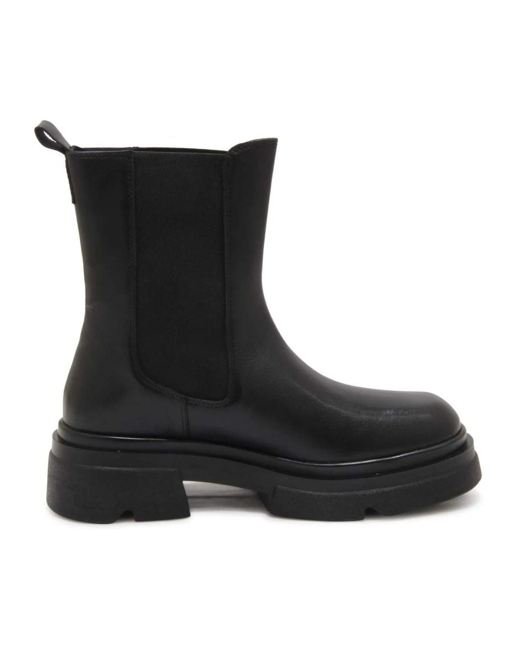 Emanuélle Vee Black Chelsea Boots