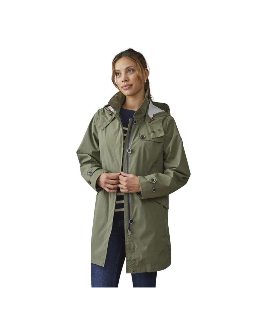 Junge Olijf Stijl Model in het Green