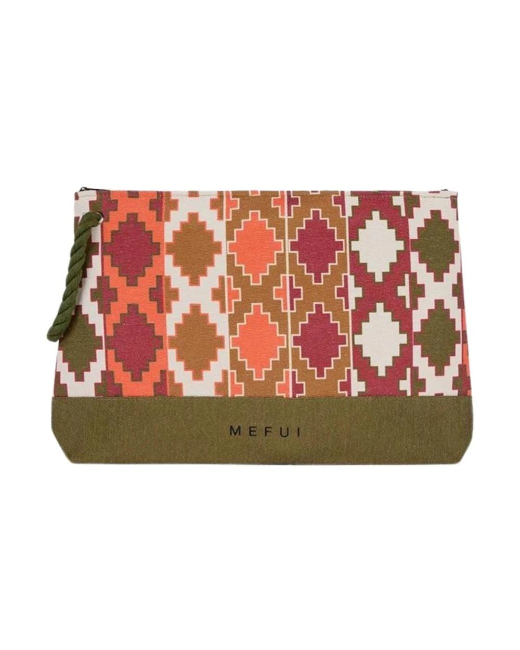 ME FUI Red Clutches