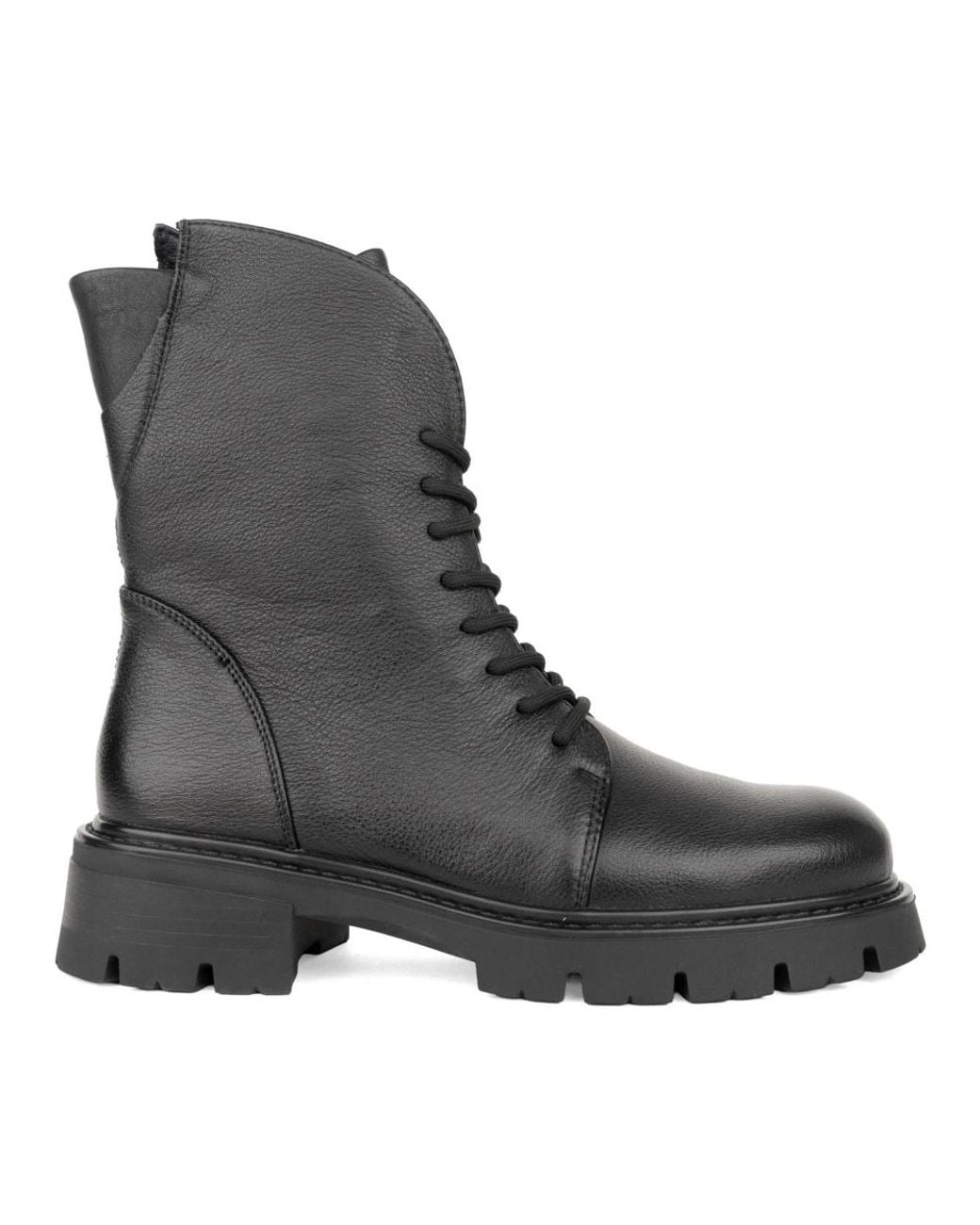 Linda Baumann Black Lace-Up Boots