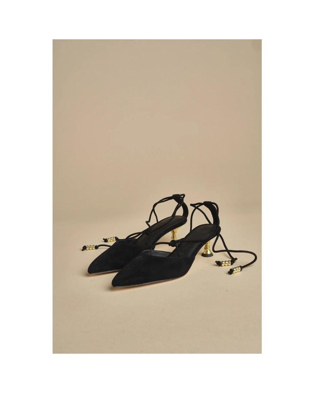 STUDIO AMELIA Black Pumps