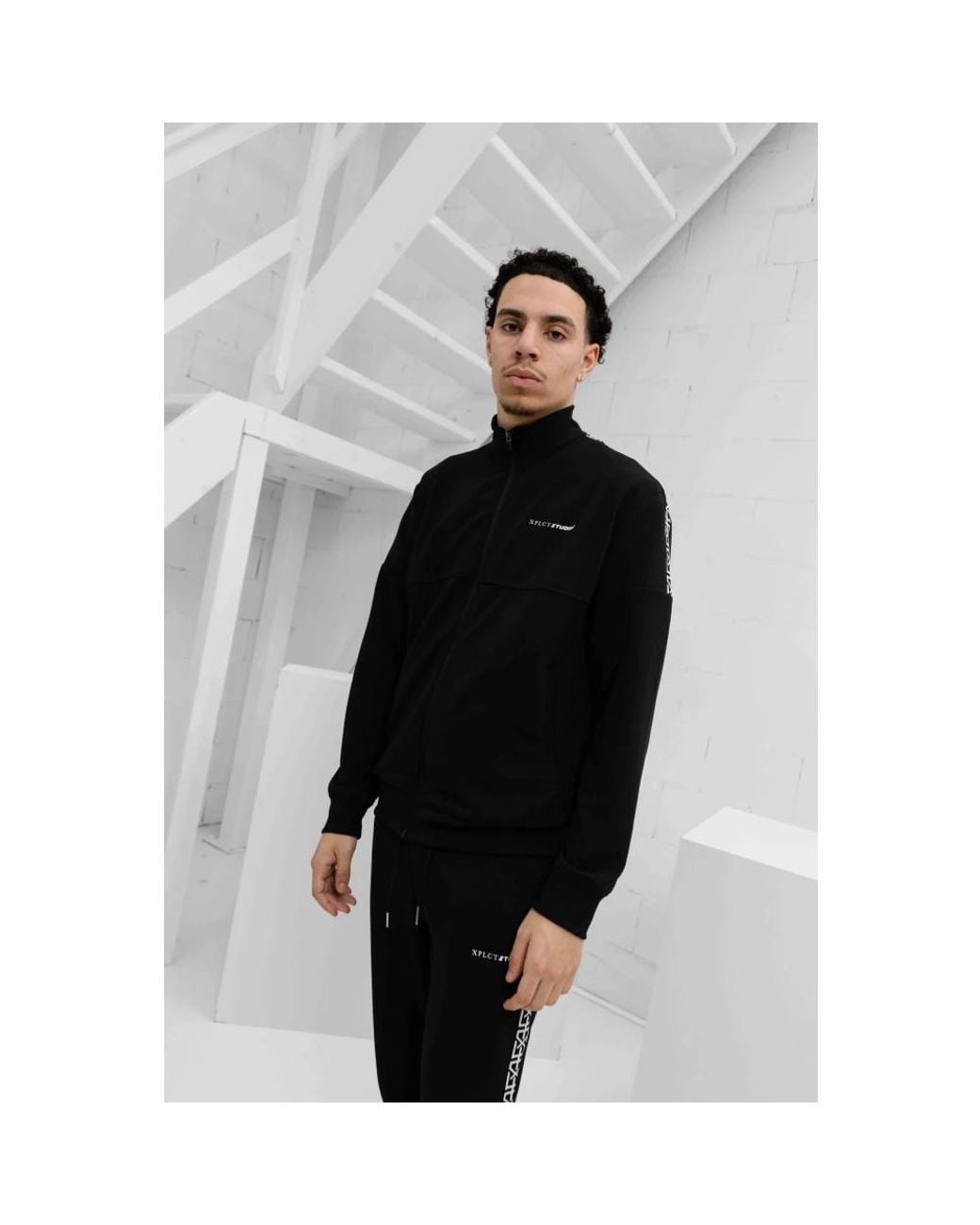 Training Sets Xplct Studios de hombre de color Black