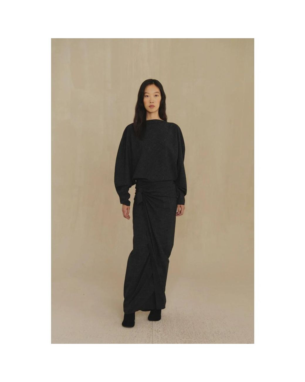 Cortana Black Round-Neck Knitwear