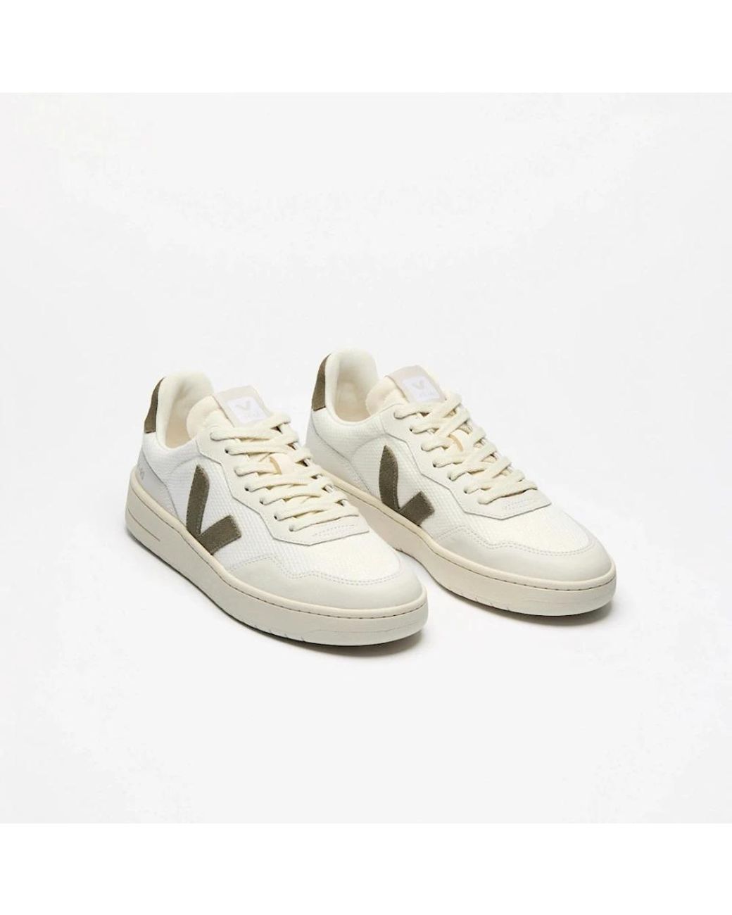 Veja Natural Sneakers