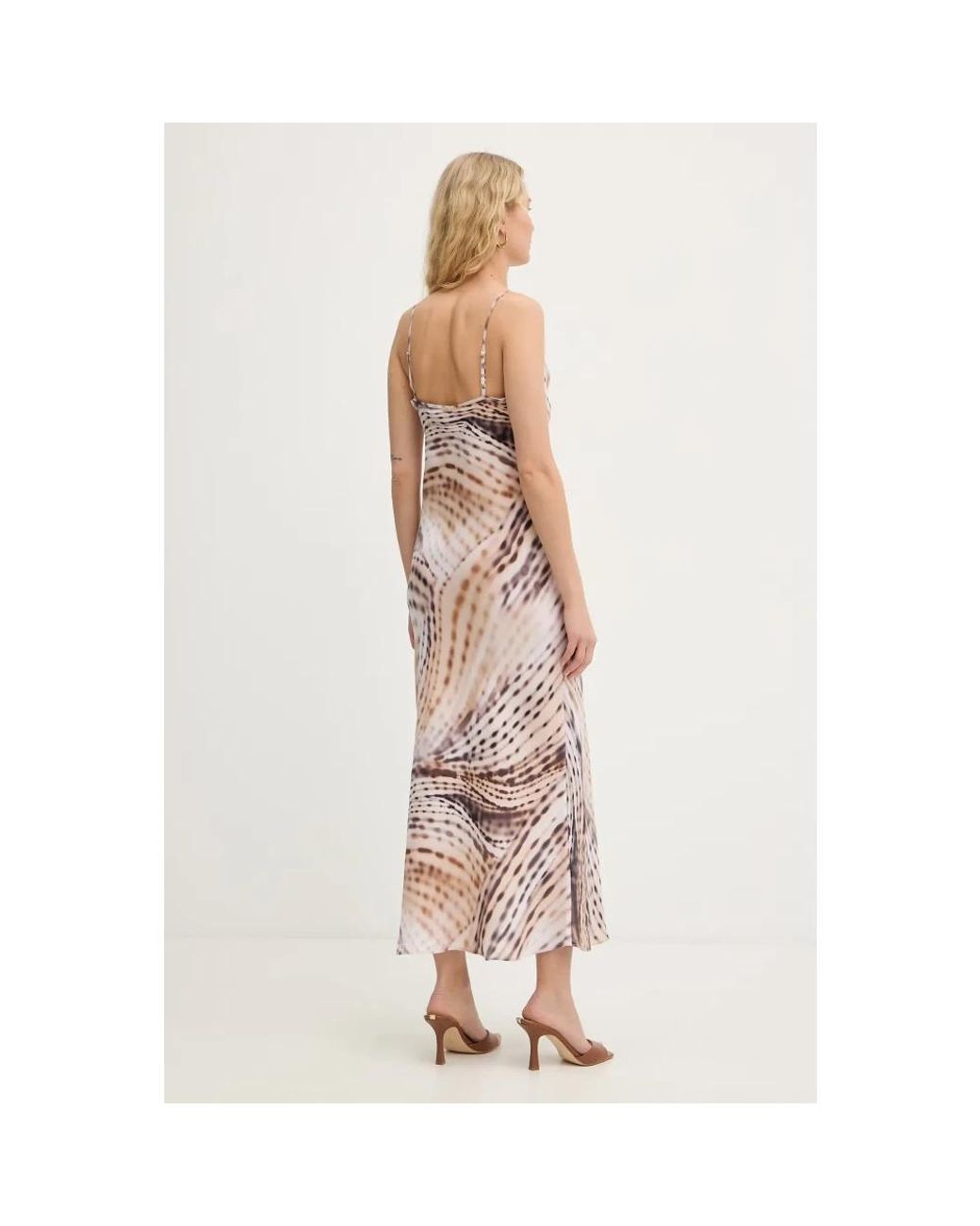 Maxi Dresses Guess de color Pink