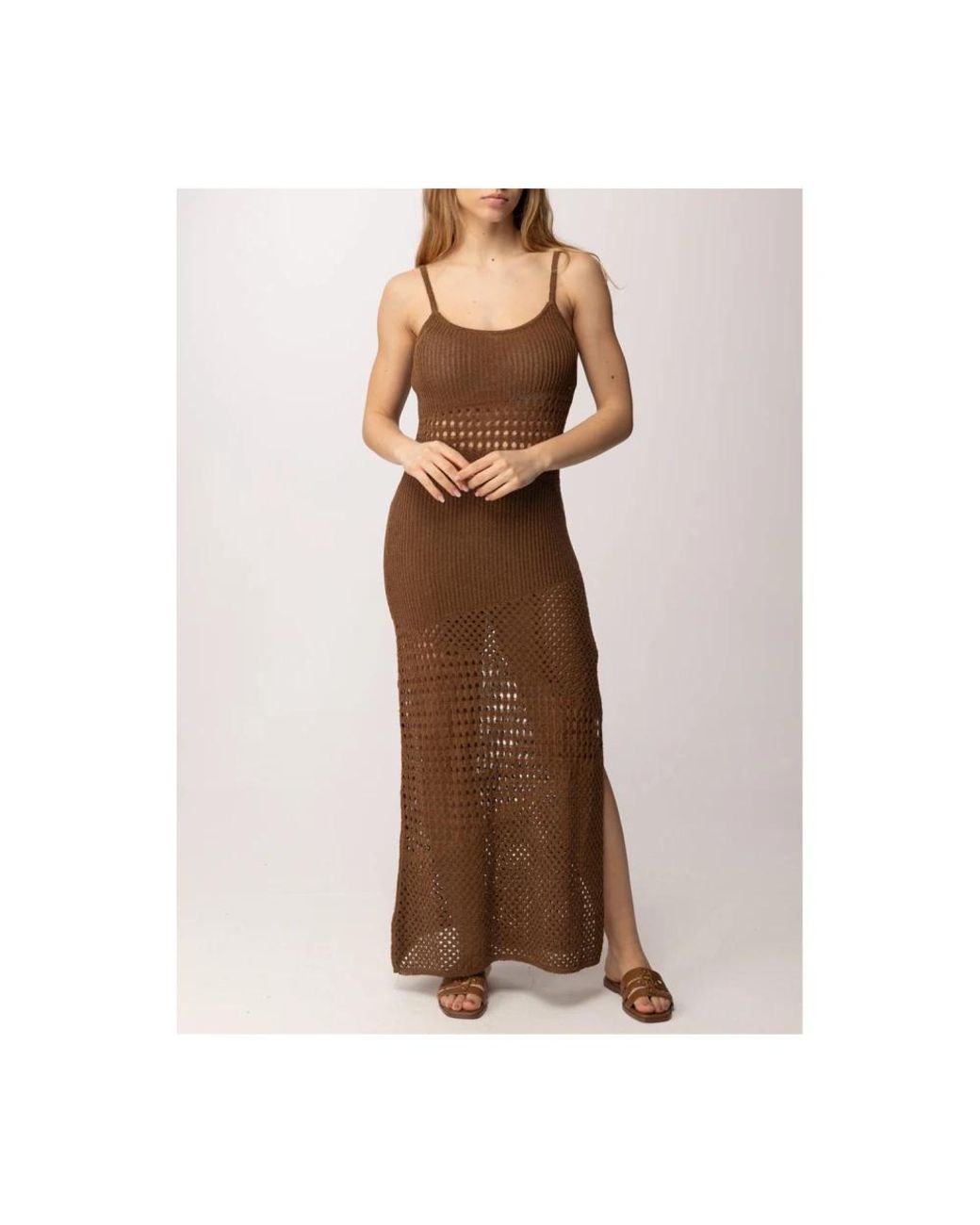 Maxi Dresses Akep de color Brown