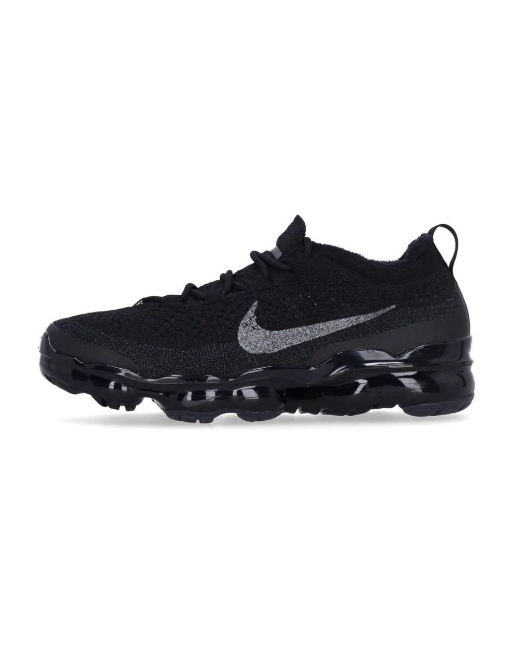 Nike Black Flyknit Low Sneaker