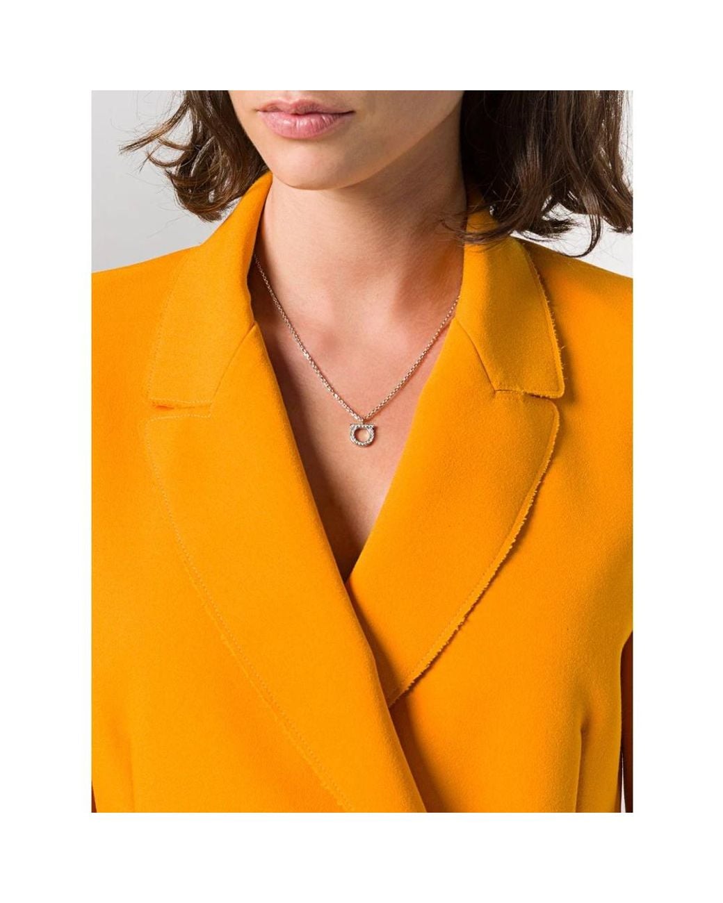 Necklaces Ferragamo de color White
