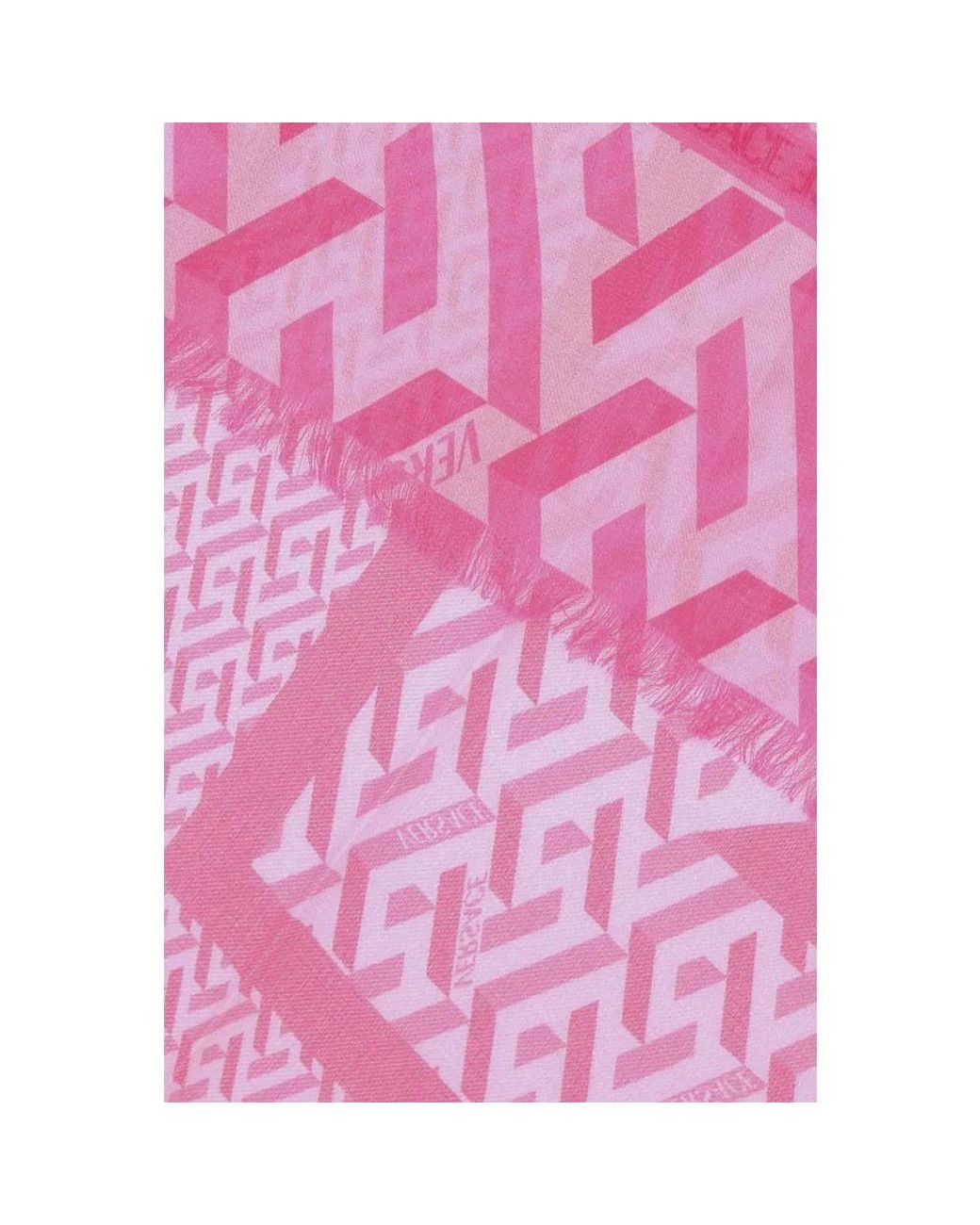 Winter Scarves Versace de color Pink