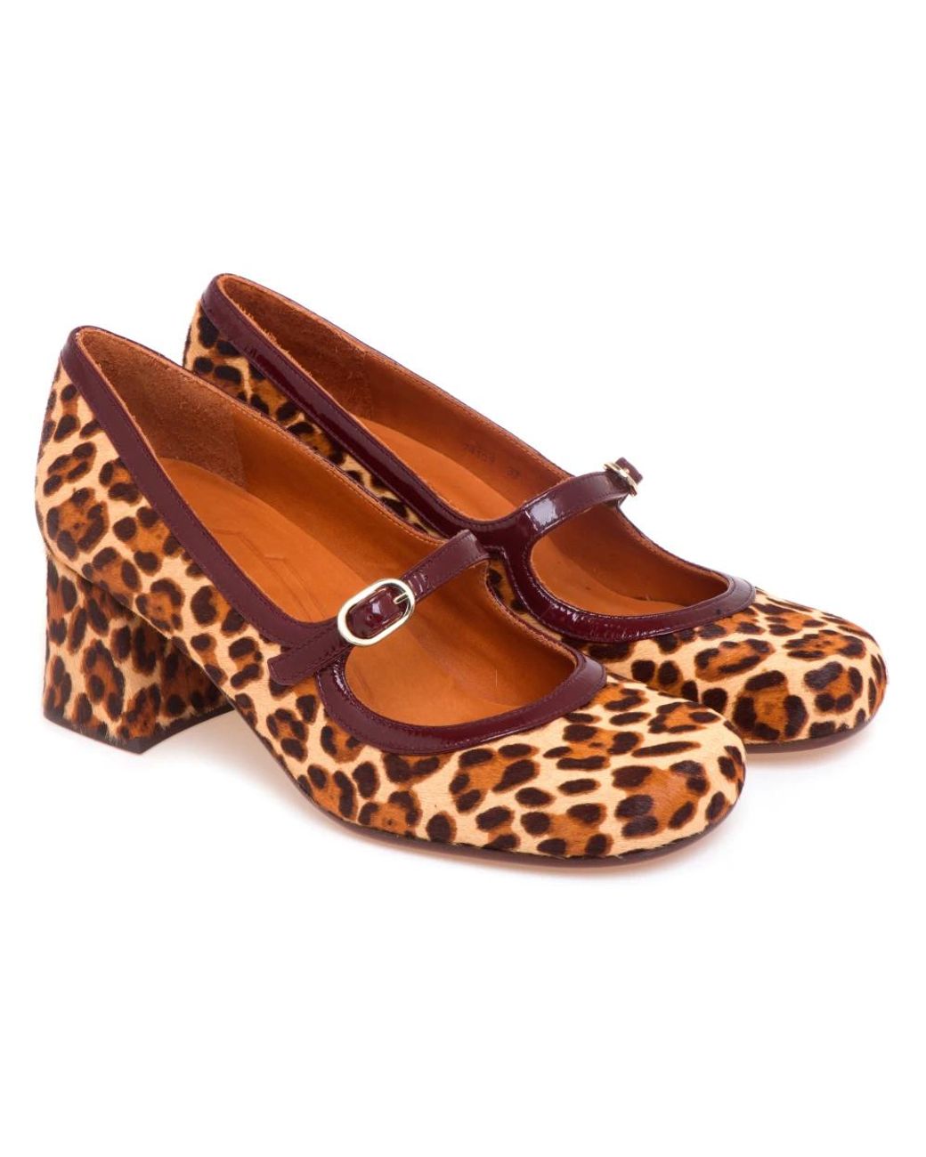 Chie Mihara Brown Pumps