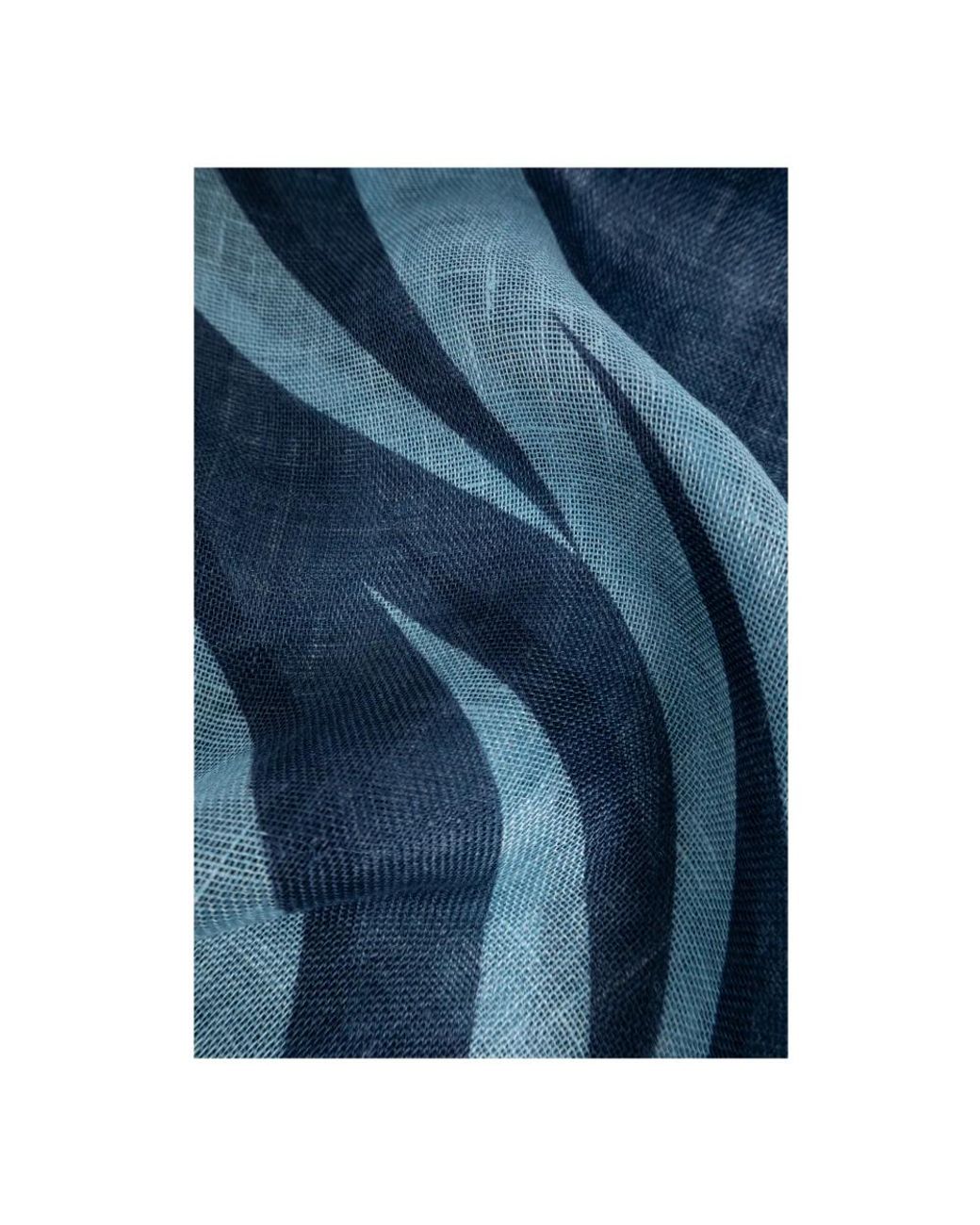 Scarves di Moschino in Blue