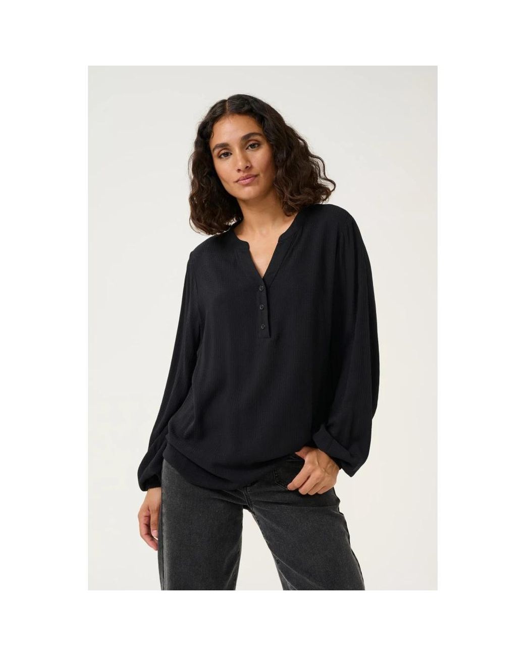 Kaffe Overhemden ,Zwart ,Zwart Diepe Blouse Met V-Hals in het Black