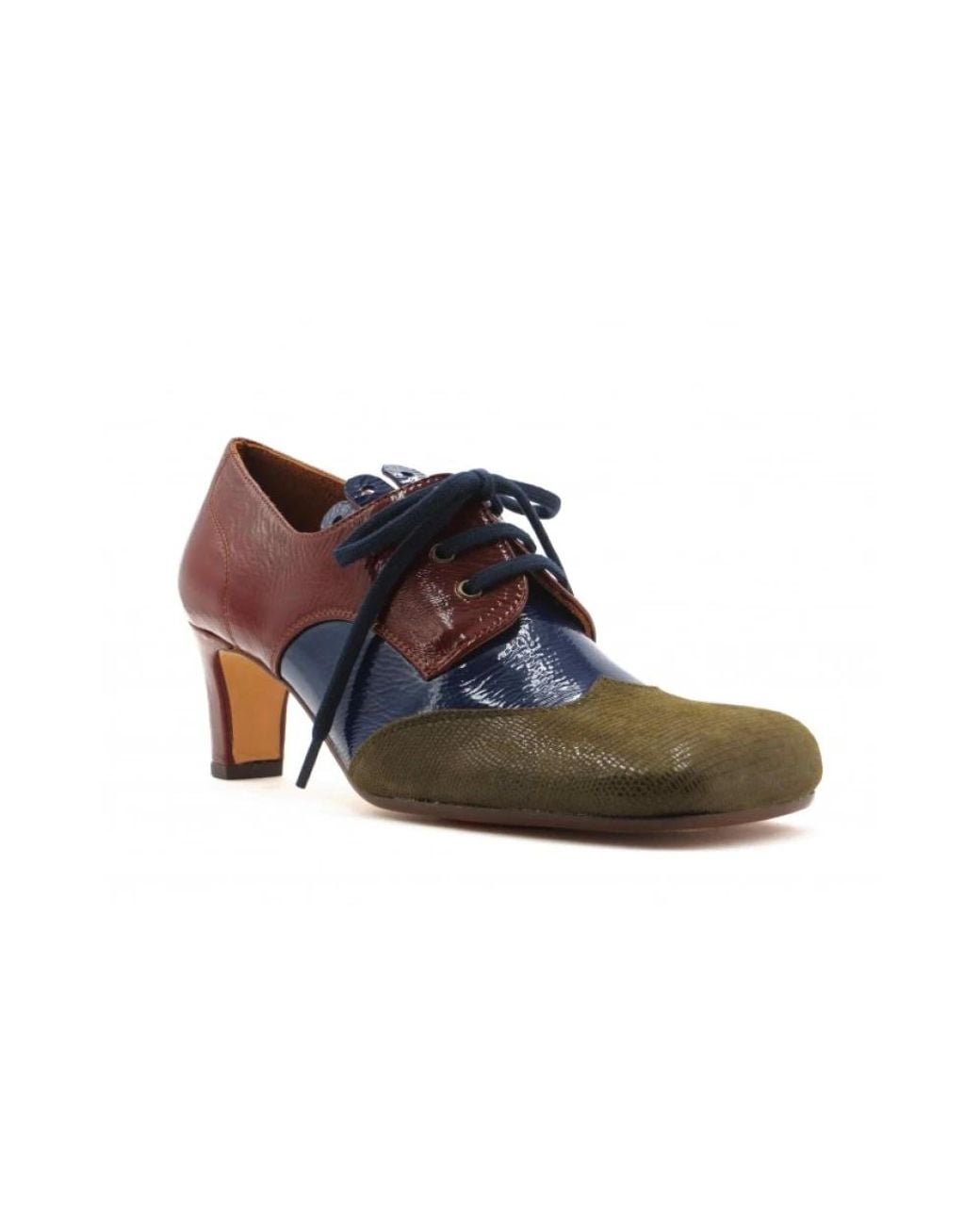 Pumps di Chie Mihara in Brown