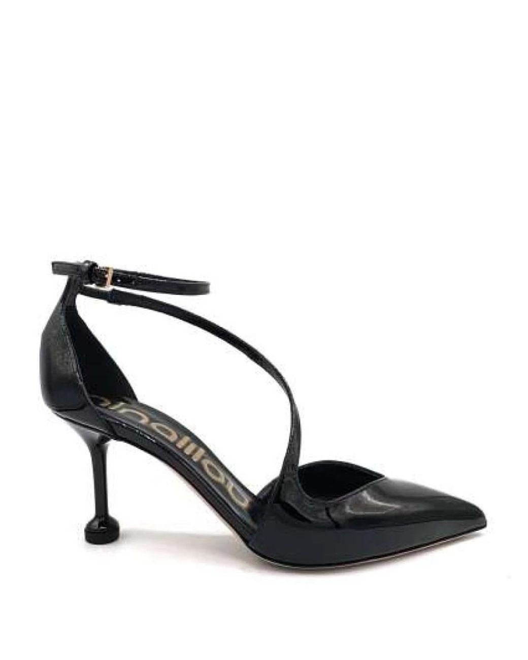 Ninalilou Black Pumps