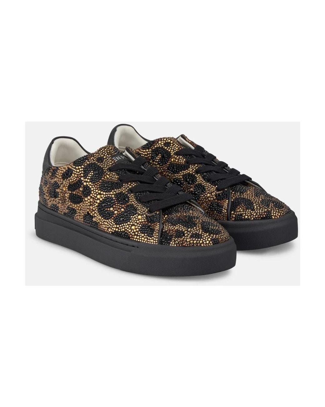 Alma En Pena. Black Sneakers