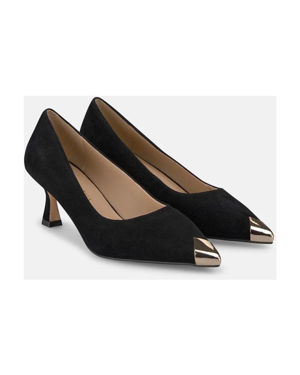 Alma En Pena. Black Pumps