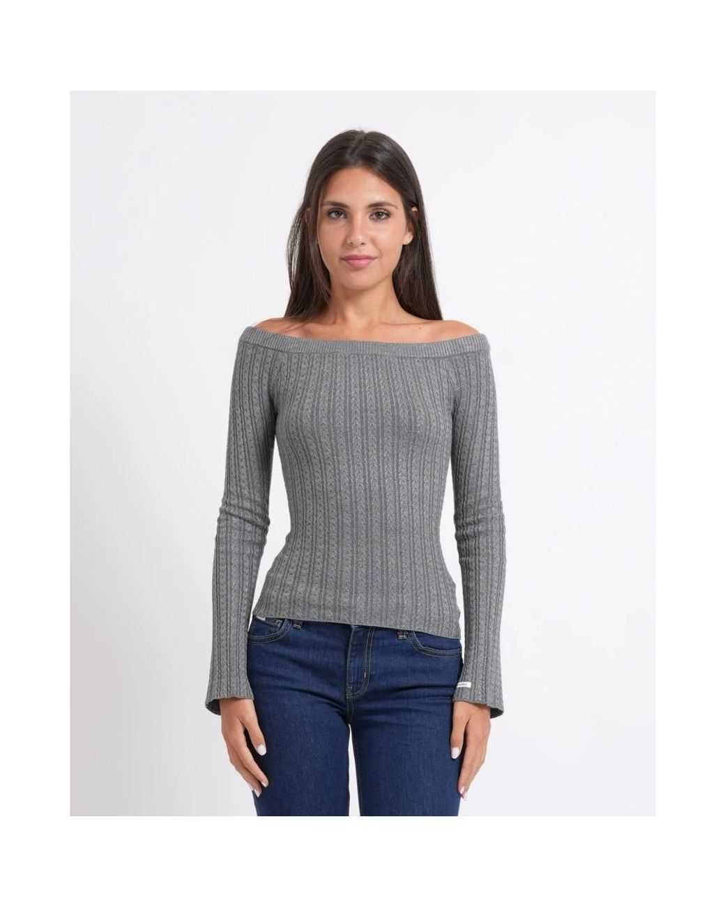 Guess Gray Round-Neck Knitwear