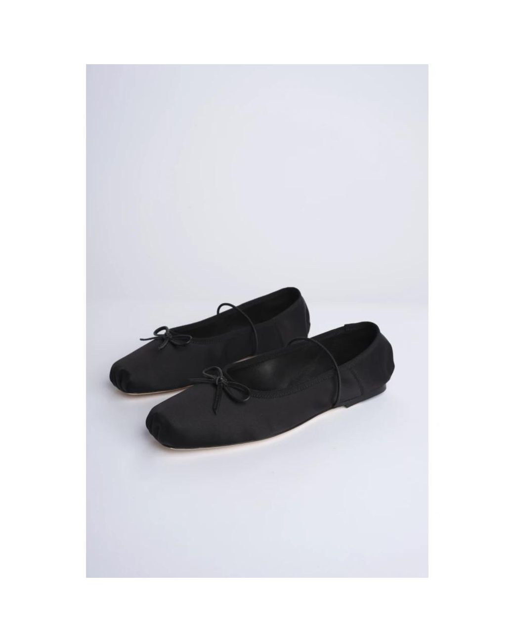 STUDIO AMELIA Black Ballerina Shoes