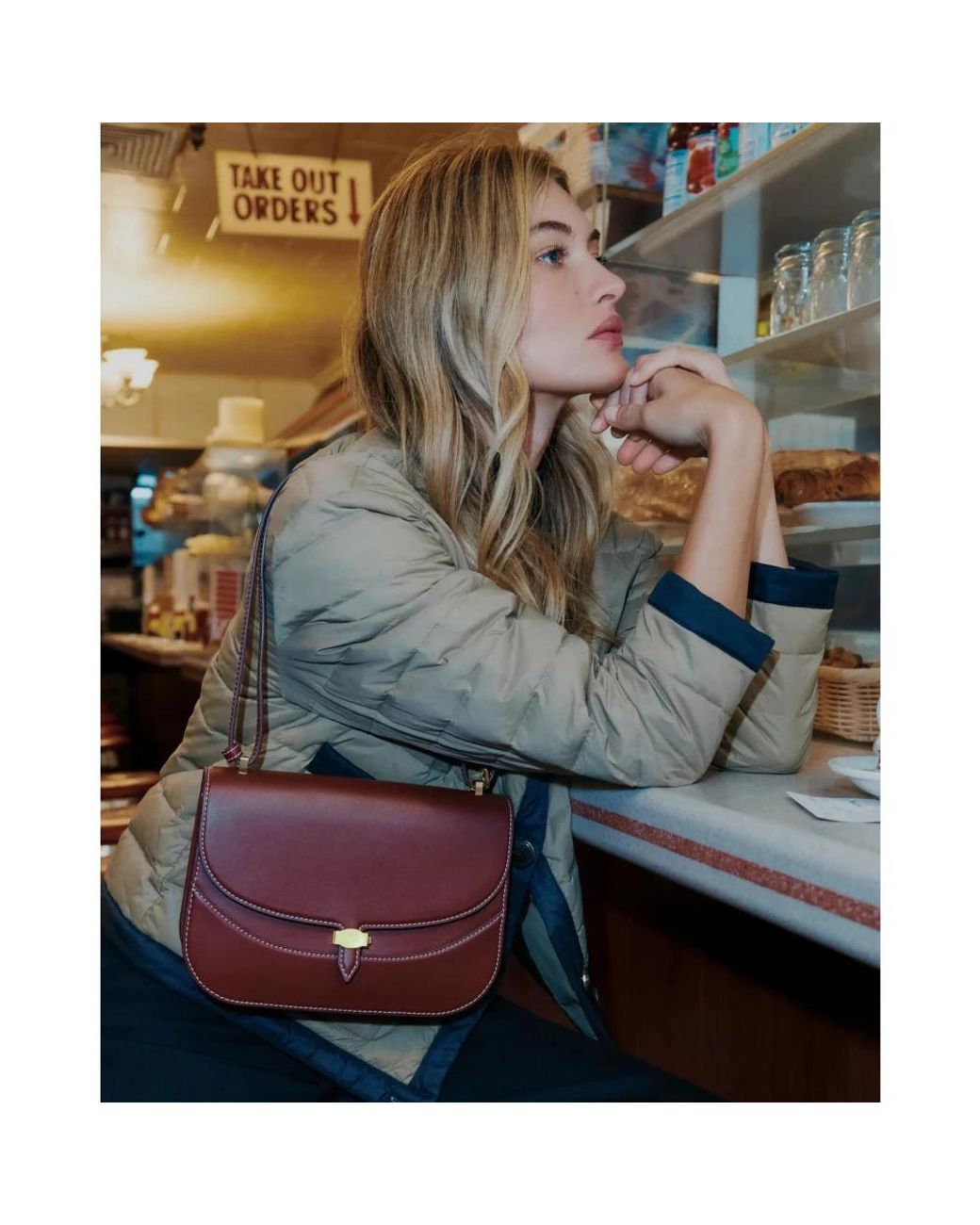 Veronica Beard Red Dash Satteltasche